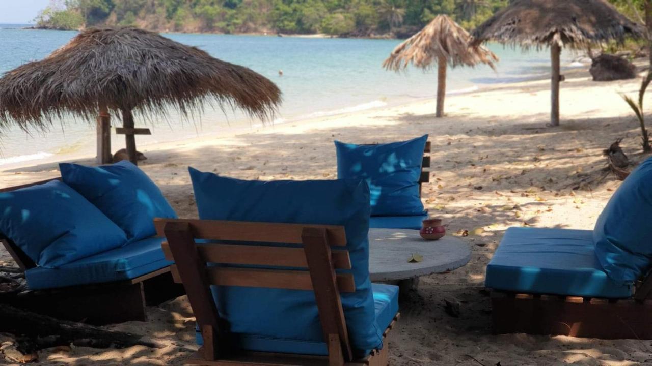 Sabai Sabai Beach Bungalows Koh Phayam Exteriör bild