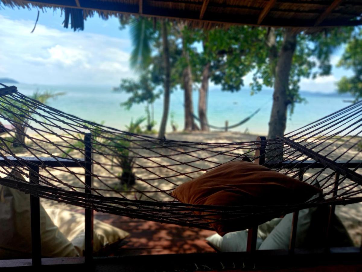 Sabai Sabai Beach Bungalows Koh Phayam Exteriör bild