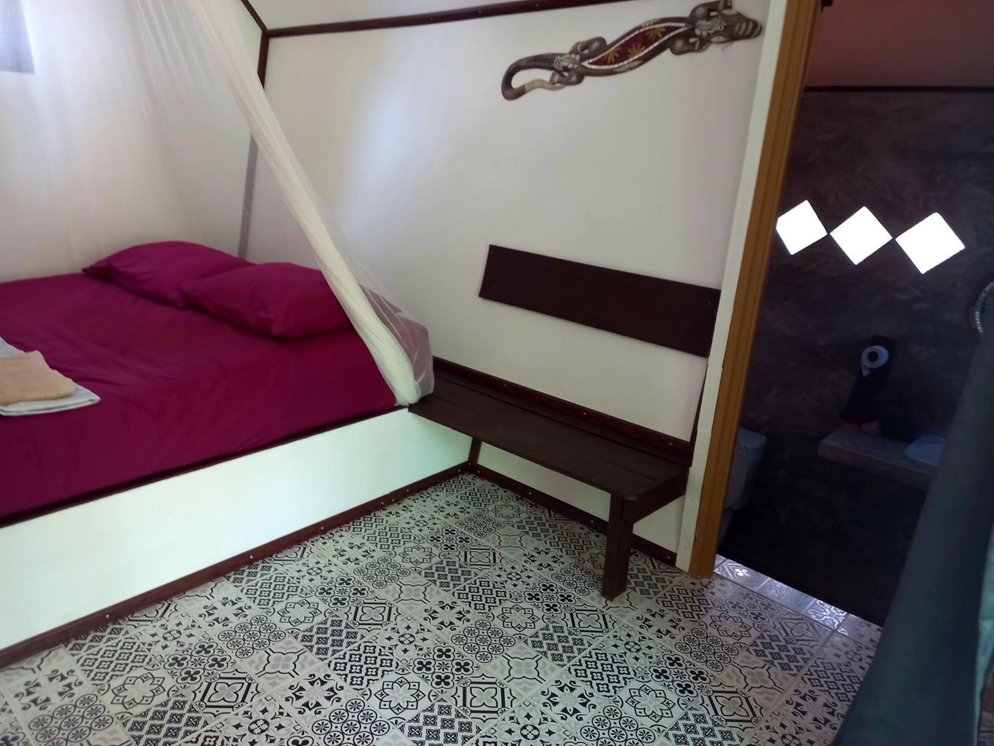 Sabai Sabai Beach Bungalows Koh Phayam Rum bild