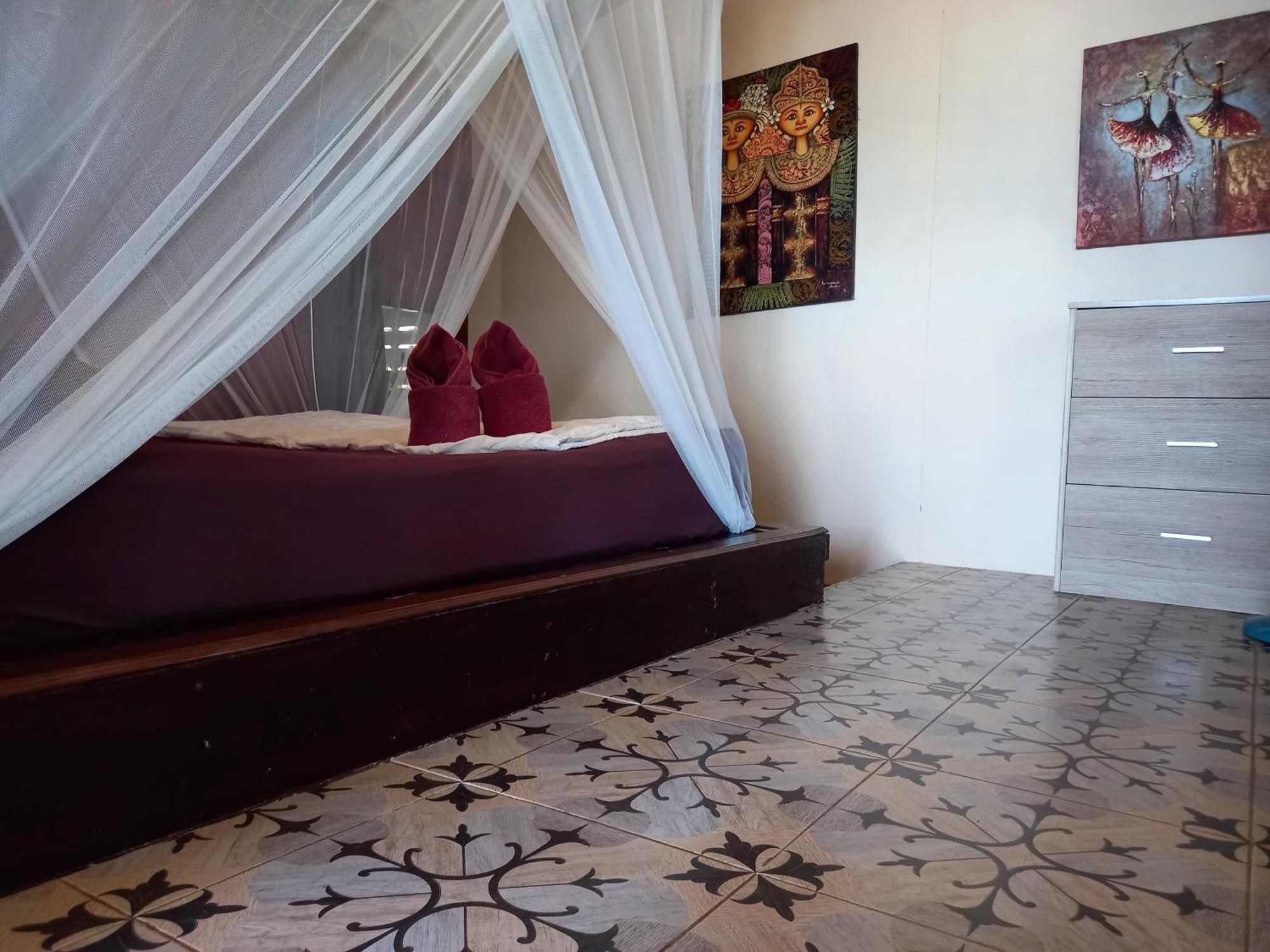 Sabai Sabai Beach Bungalows Koh Phayam Rum bild
